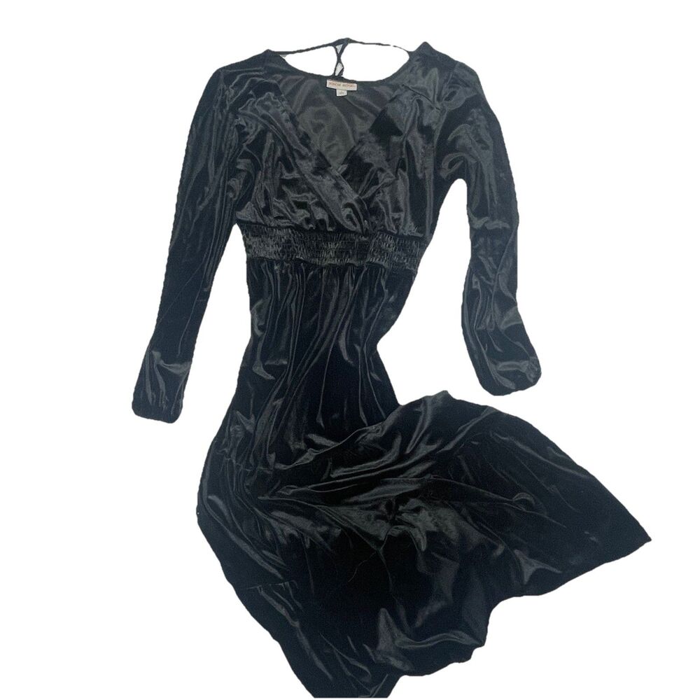 Knox Rose Women's SMALL Long Sleeve Velvet A-Line Whimsygoth Dress Black Witchy